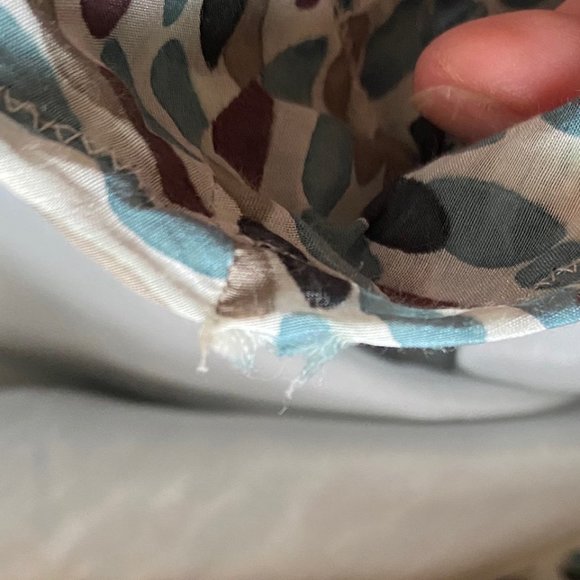 Banana Republic Pleated Silk-Blend Skirt - Picture 5 of 9